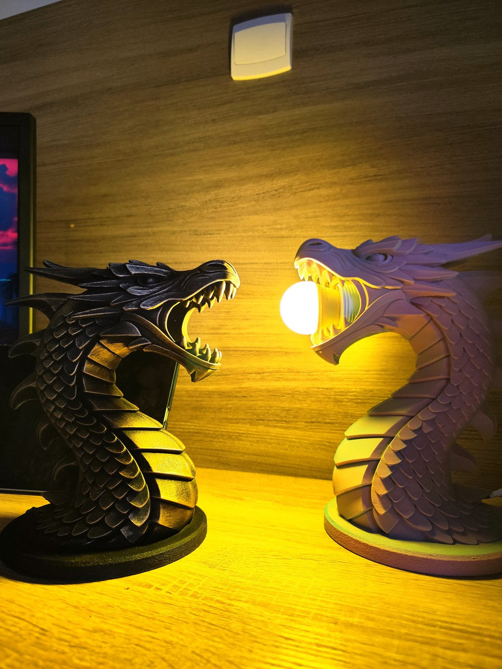 Dragon’s Breath Lamp & Statue – Fire Breathing Fantasy Dragon Light or Gothic De