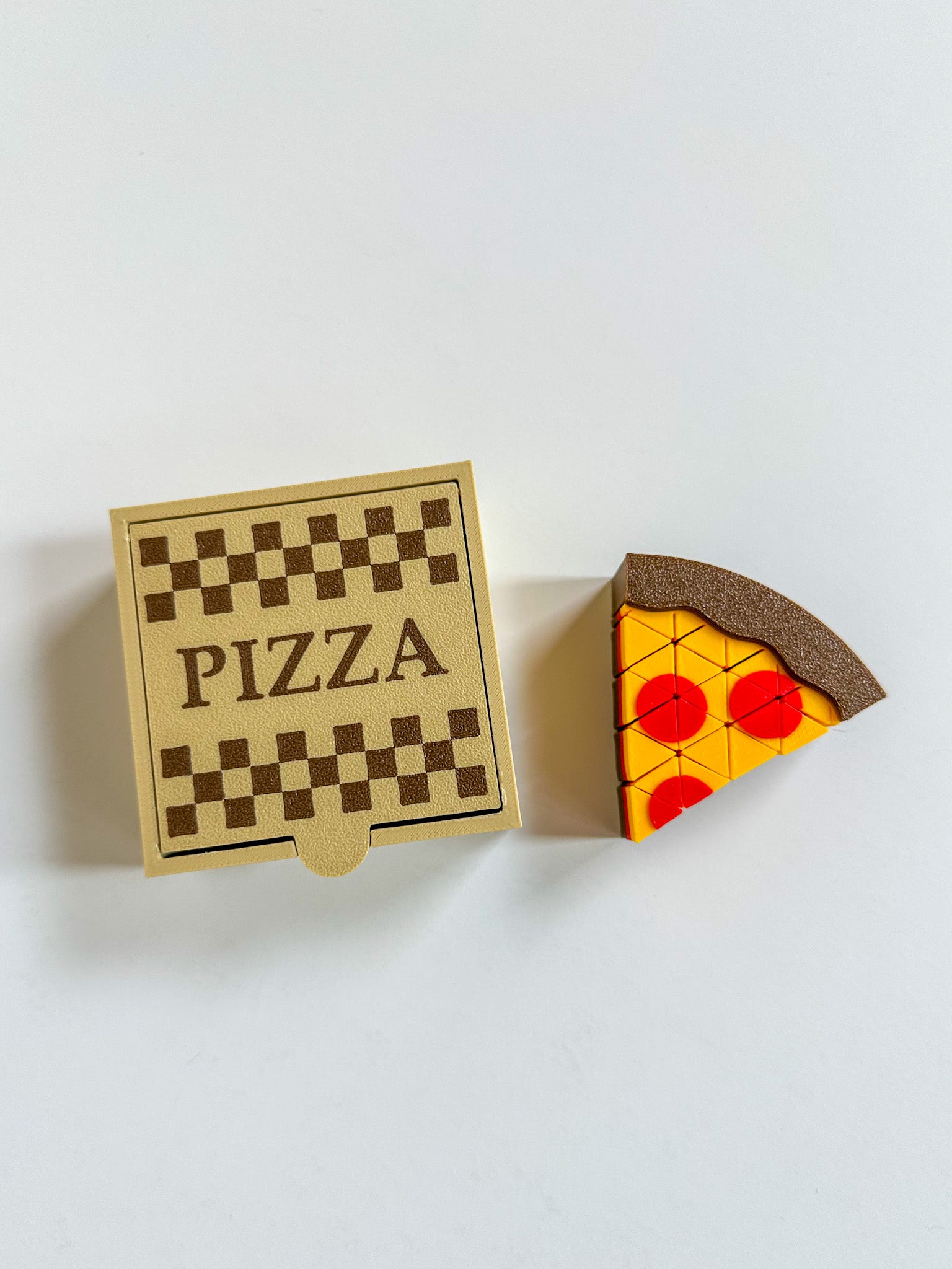 Mini Pixel Pizza Slice Fidgets Toy - With Pizza Box