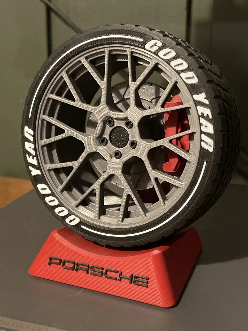 Porsche Wheel Desktop Ornament – Car Enthusiast Gift – Motorsport Desk Decor – UK Made